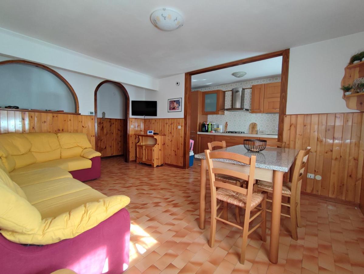 Appartamento La Casa Di Violetta Tonadico Zewnętrze zdjęcie